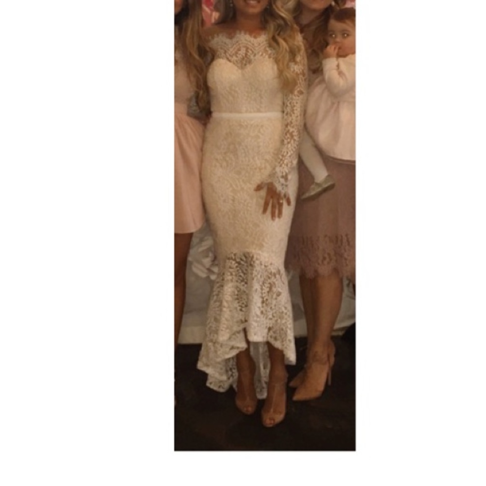 white long sleeve lace dress